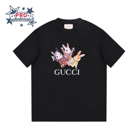 Gucci Rabbits Print Print Cotton T-Shirt Black