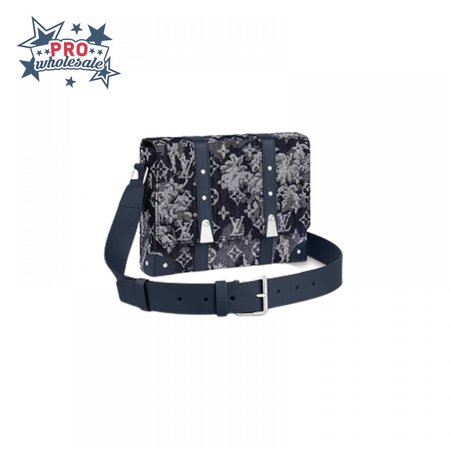trunk messenger monogram canvas lmb025