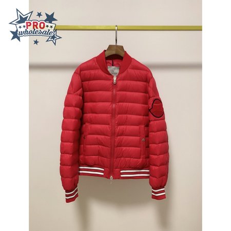 Moncler 2020 Down Jacket MC330056
