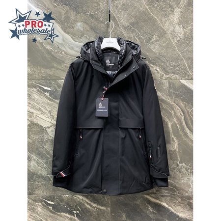 Moncler Down Jacket MC330116