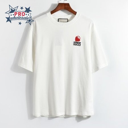 GUCCI Strawberry T-Shirt - GC0103