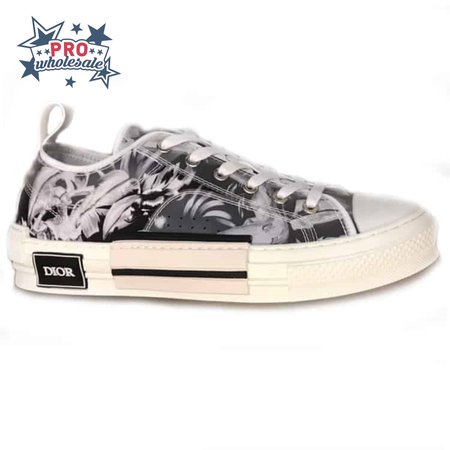 DIOR LOW-TOP SNEAKER - CD9