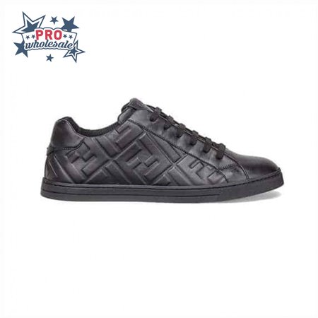 FENDI BLACK NAPPA LEATHER LOW-TOP SNEAKERS - FD04