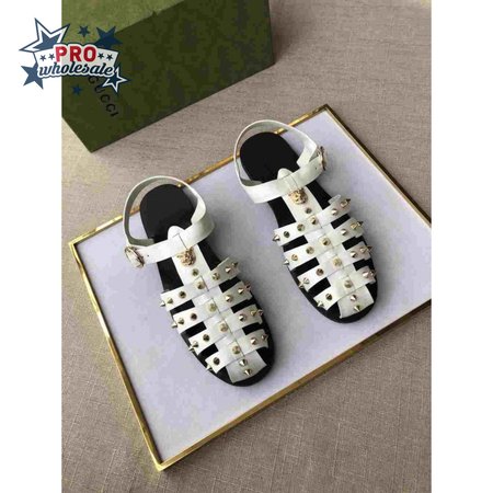 GUCCI SANDAL WITH DOUBLE G - SDG003